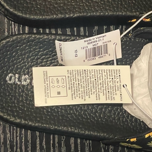 🆕 Old Navy Girls Faux-Leather Pool Slide Sandals Sunflowers Size 12/13 Y - Picture 10 of 11